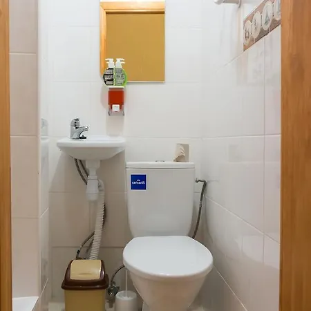 кімнати в центрі 게스트하우스 우주고로트