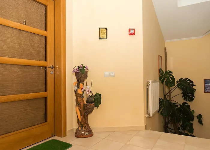 кімнати в центрі אוזהורוד