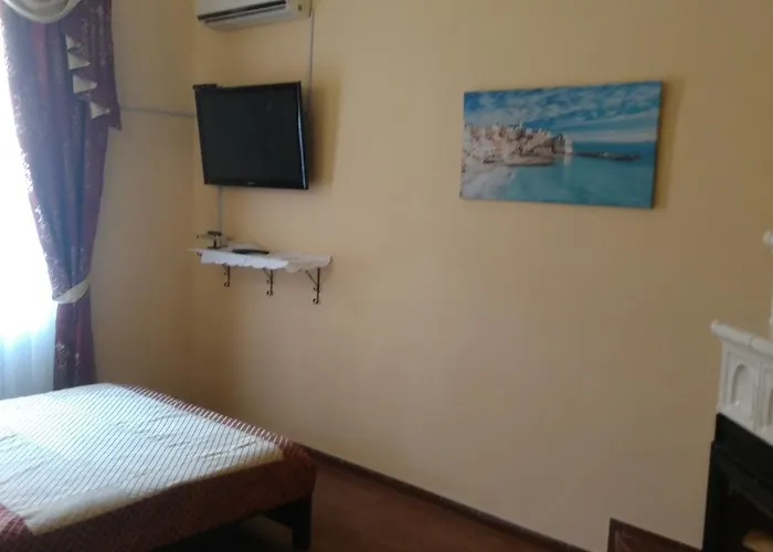 кімнати в центрі * אוזהורוד
