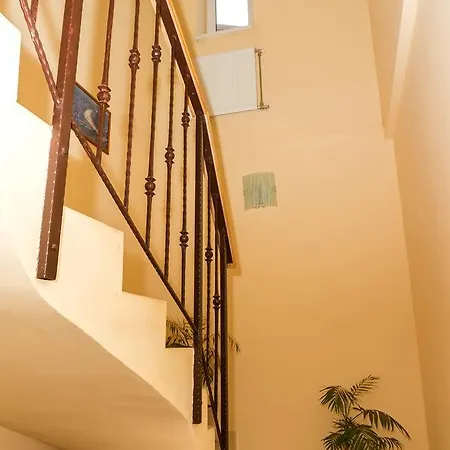 Maison d'hôtes кімнати в центрі