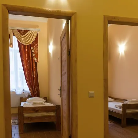 кімнати в центрі Oujhorod
