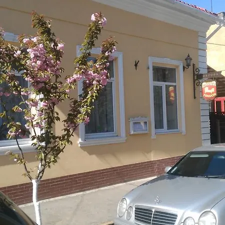 Maison d'hôtes кімнати в центрі Oujhorod